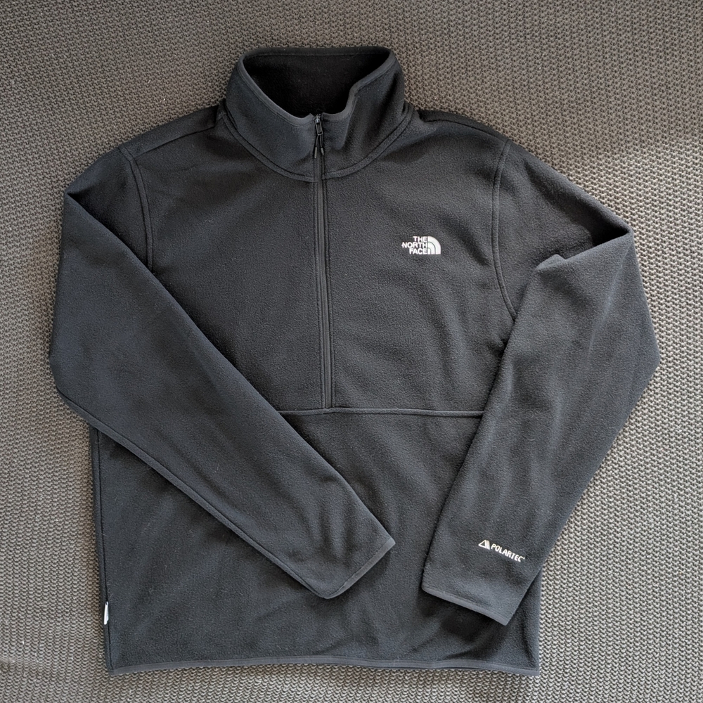 The North Face Men's Black Fleece 1/2 Zip